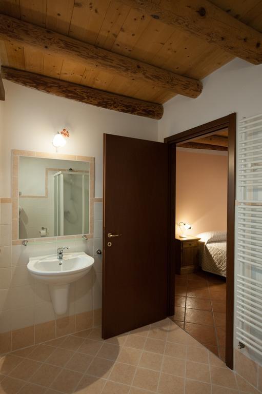 Agriturismo Corte Galvani Negrar Phòng bức ảnh